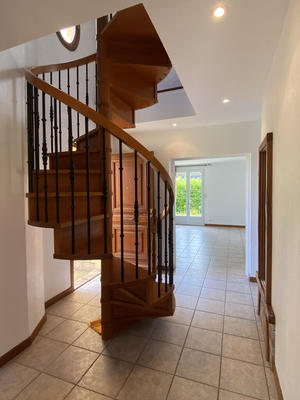 Maison - 99 m² - 5 pièces