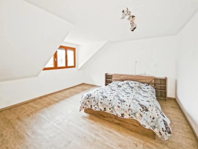 Maison - 120 m² - 8 pièces