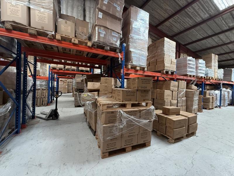 Entrepôt - 1 100 m²