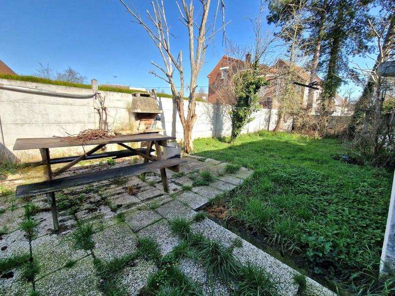 Maison - 122 m² - 6 pièces