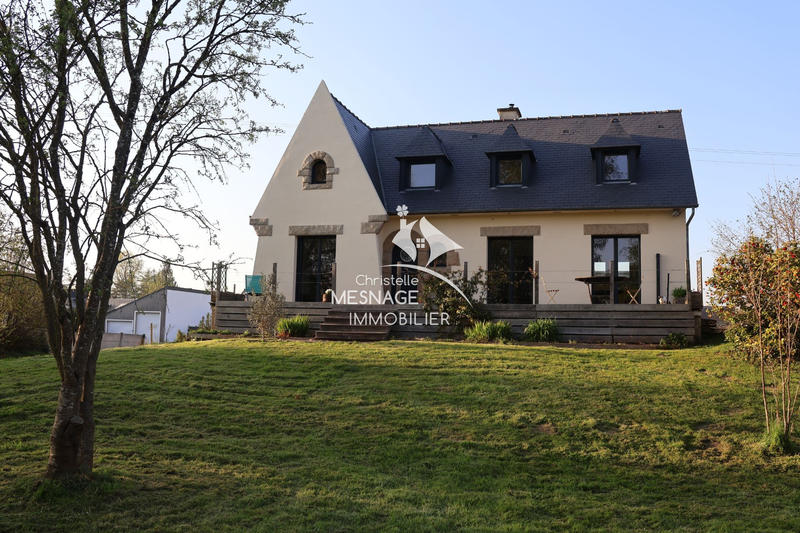 Maison - 143 m² - 6 pièces