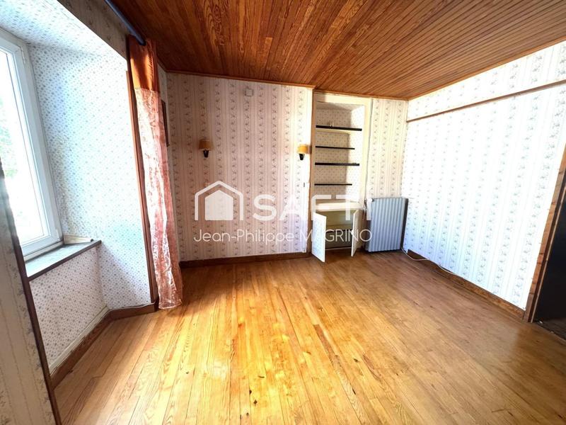 Maison - 130 m² - 7 pièces