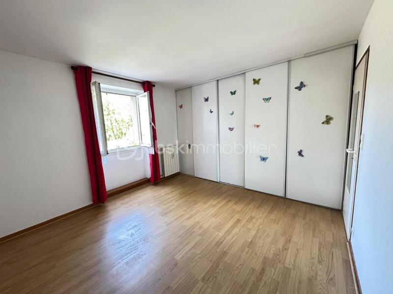 Maison - 170 m² - 7 pièces