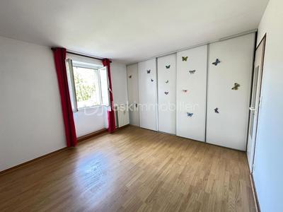 Maison - 170 m² - 7 pièces