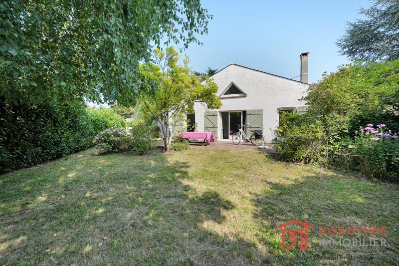 Maison - 141 m² - 8 pièces