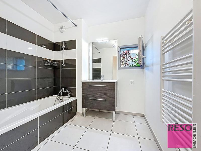 Appartement - 76 m² - 4 pièces