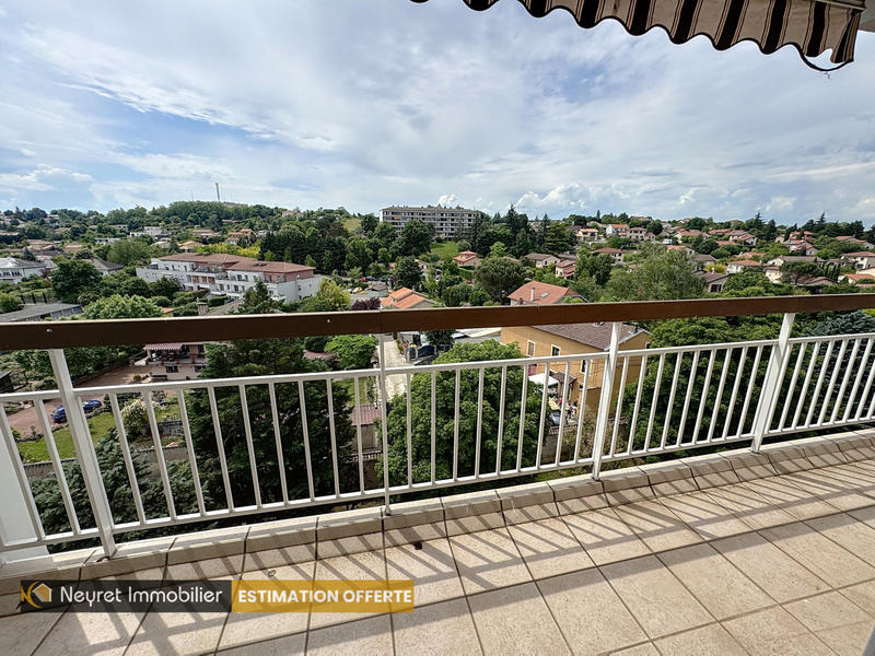 Appartement - 72 m² - 4 pièces