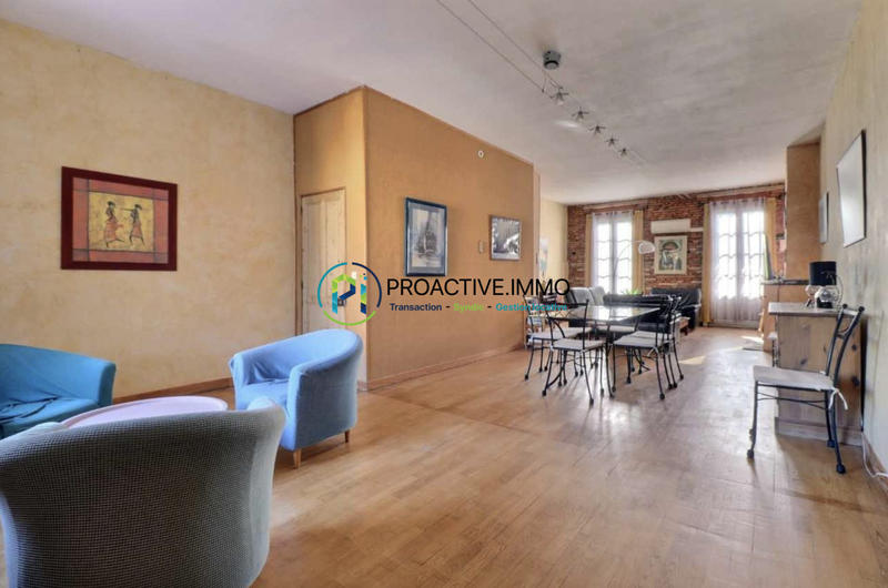 Maison traditionnelle - 128 m² - 4 pièces