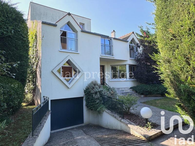 Maison de maîtres - 180 m² - 7 pièces