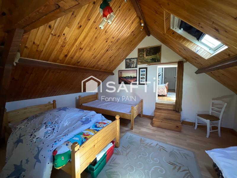 Maison - 90 m² - 5 pièces