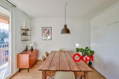 Appartement - 84 m² - 4 pièces