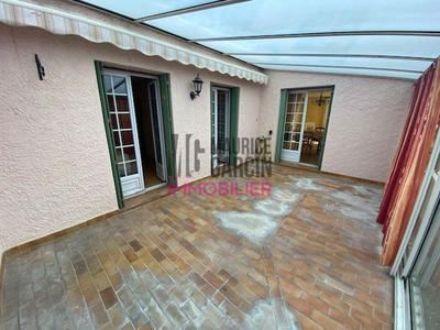 Maison - 157 m² - 6 pièces