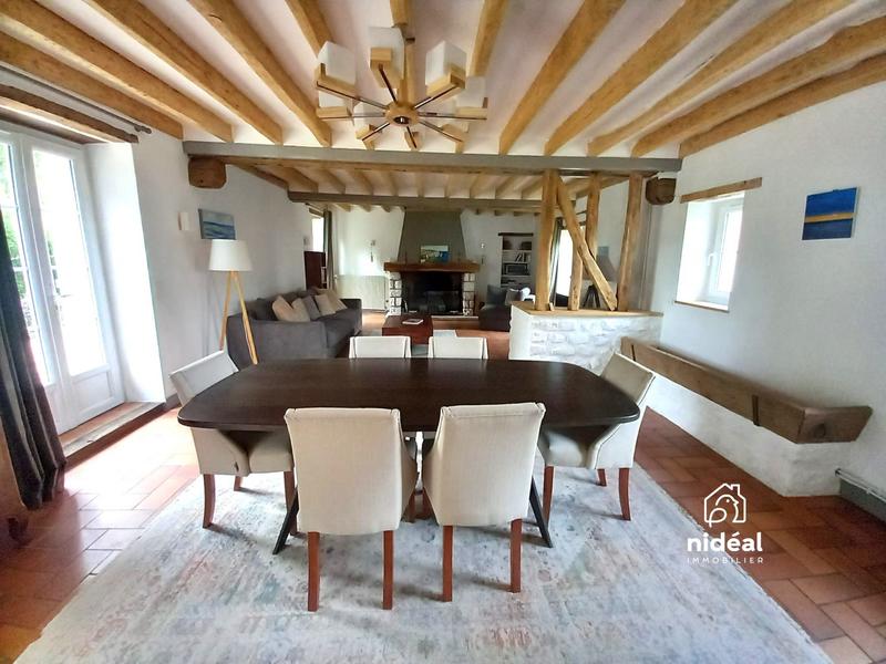 Maison - 189 m² - 6 pièces
