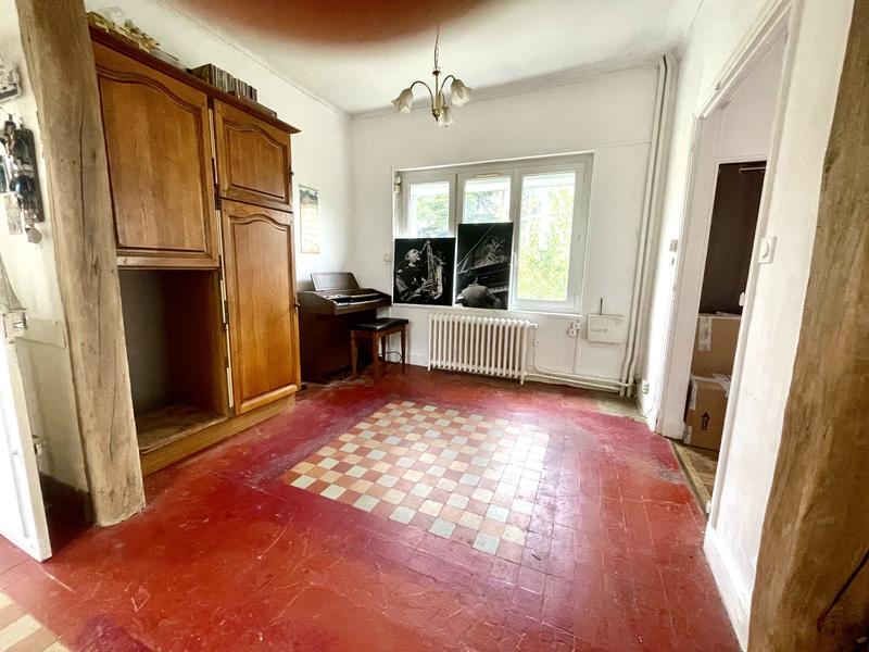 Maison - 91 m² - 5 pièces