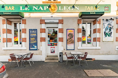 Local commercial - 158 m² - 5 pièces