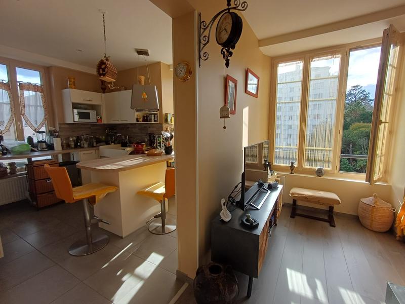 Appartement - 67 m² - 3 pièces