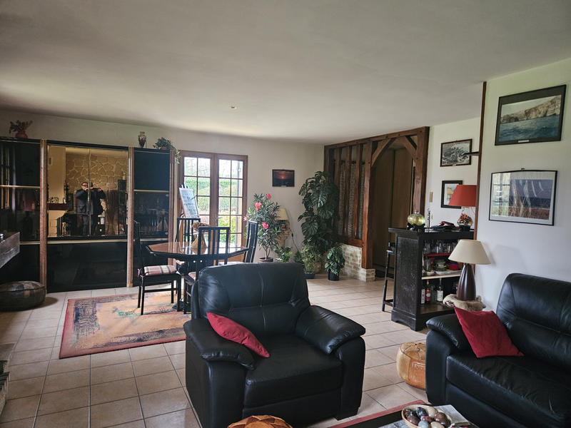 Maison - 121 m² - 5 pièces