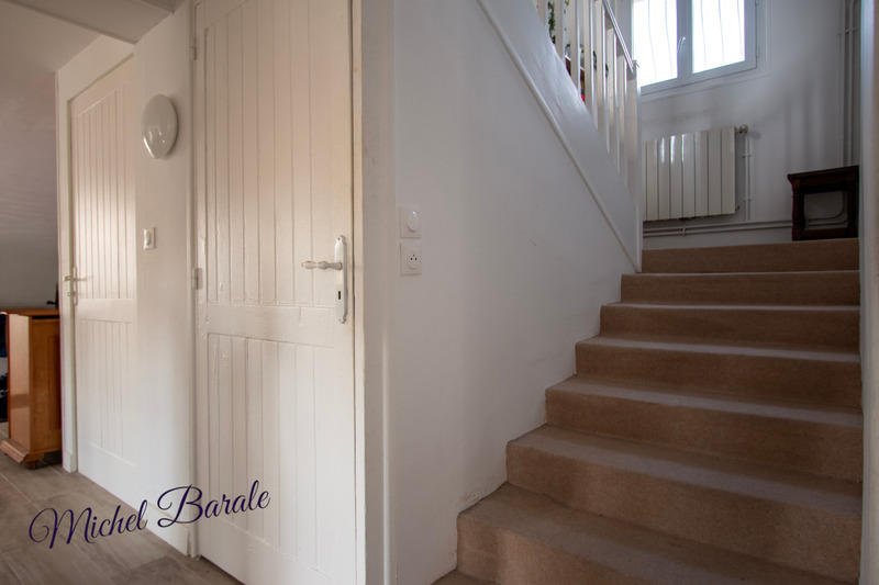 Maison - 200 m² - 7 pièces