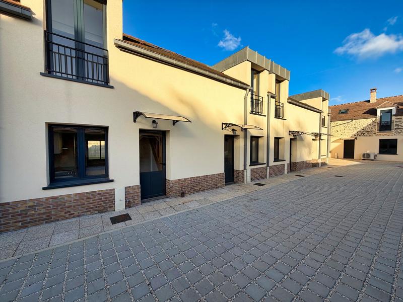 Maison - 70 m² - 4 pièces