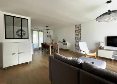 Maison - 81 m² - 4 pièces