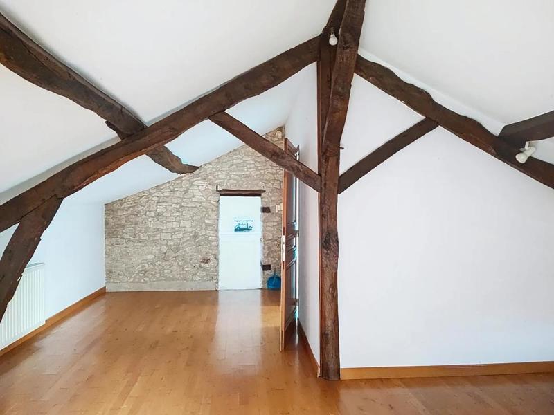 Maison en pierre - 120 m² - 5 pièces