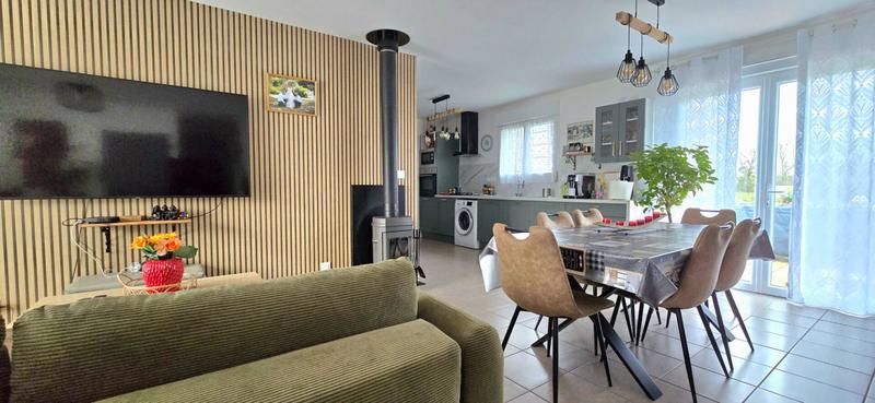 Maison - 80 m² - 5 pièces