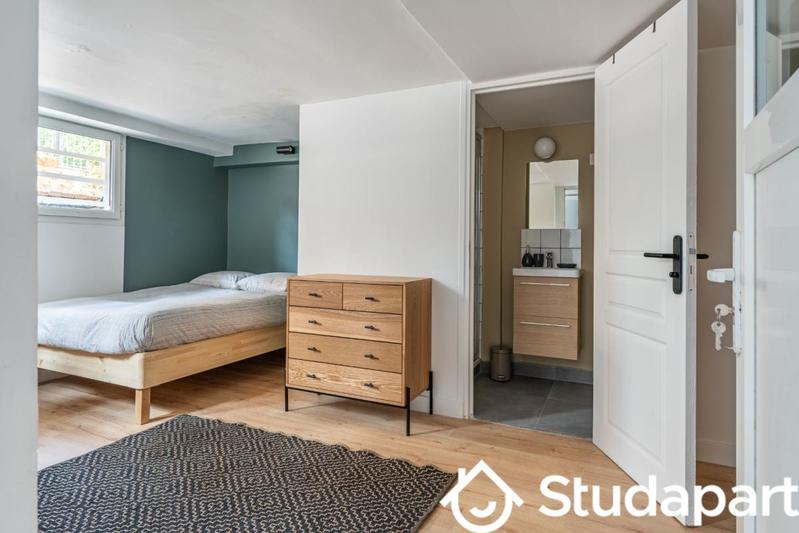 Chambre - 14 m² - 1 pièce