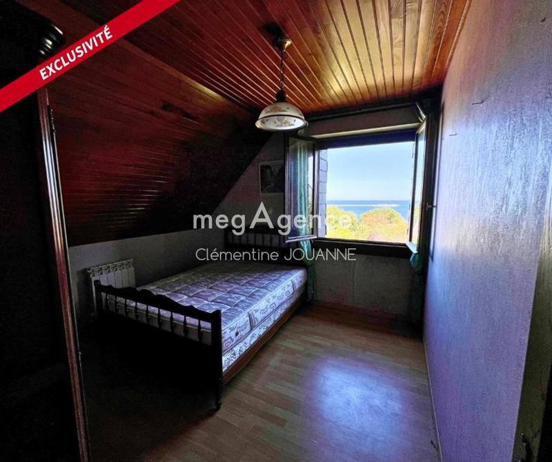 Maison traditionnelle - 134 m² - 5 pièces