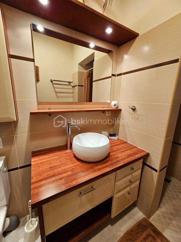 Propriété - 189 m² - 6 pièces