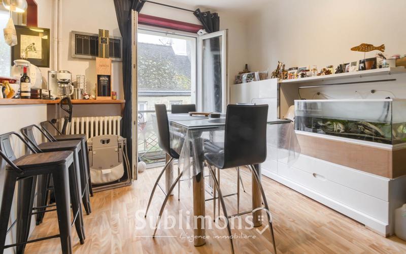 Maison - 211 m² - 6 pièces