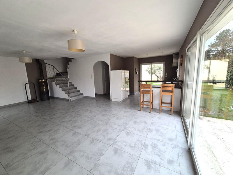 Maison - 103 m² - 4 pièces