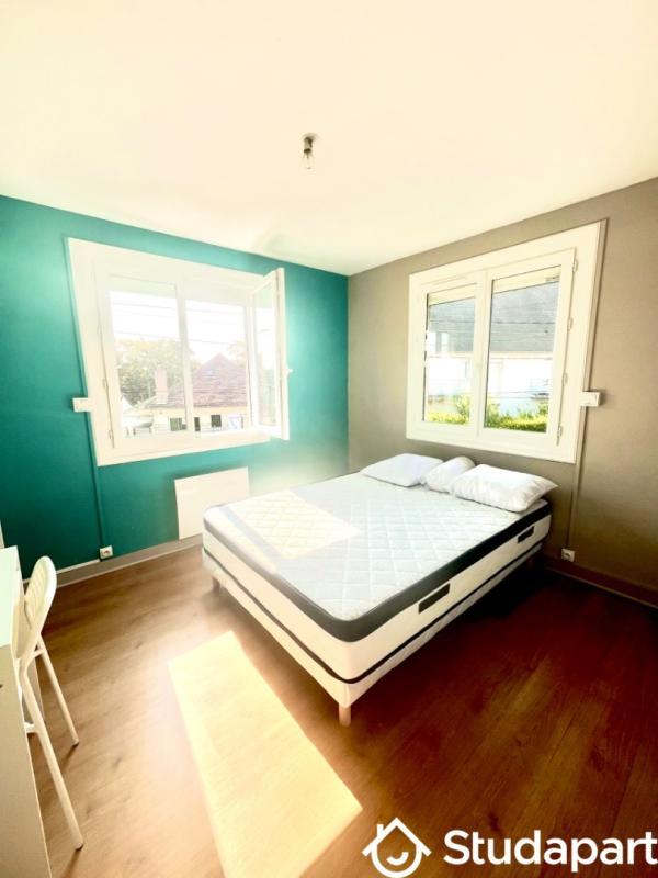 Chambre - 9 m² - 1 pièce