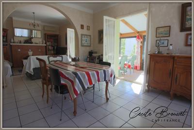 Maison - 165 m² - 6 pièces