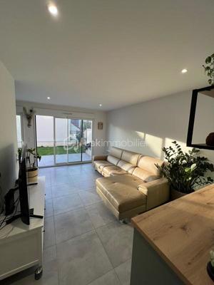 Maison - 90 m² - 4 pièces