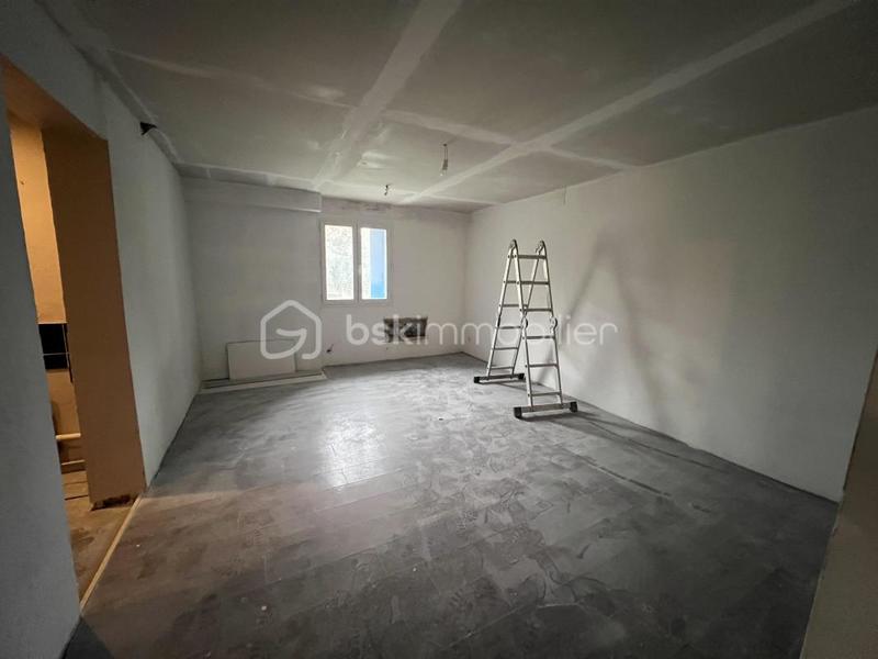 Maison - 143 m² - 6 pièces
