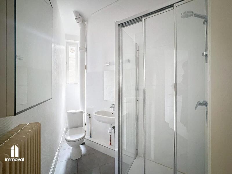 Appartement - 90 m² - 3 pièces