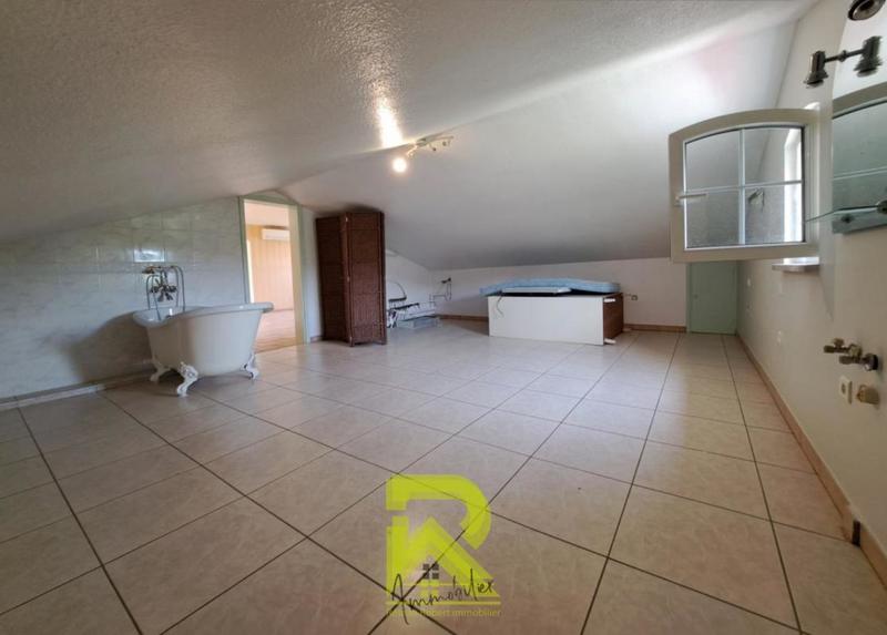 Villa - 350 m² - 14 pièces