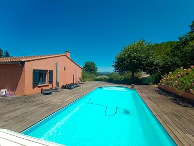 Maison - 120 m² - 4 pièces