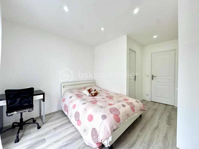 Immeuble - 160 m² - 7 pièces