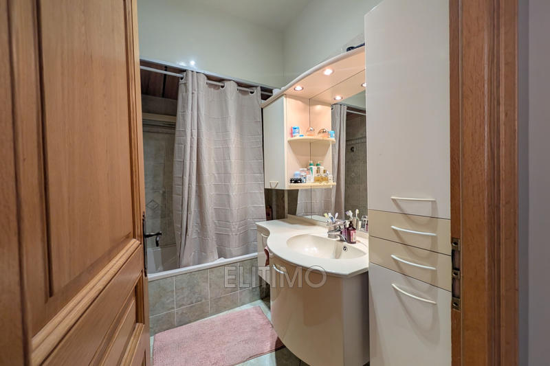 Appartement - 95 m² - 4 pièces