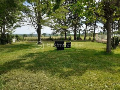 Villa - 239 m² - 8 pièces