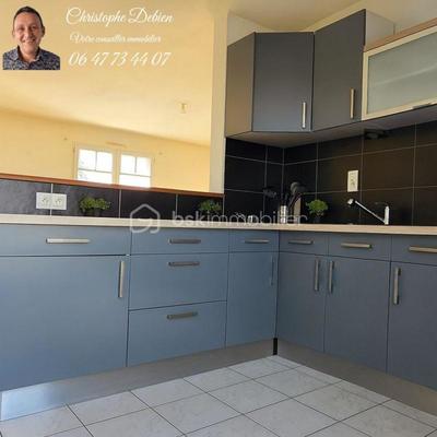 Maison traditionnelle - 62 m² - 3 pièces