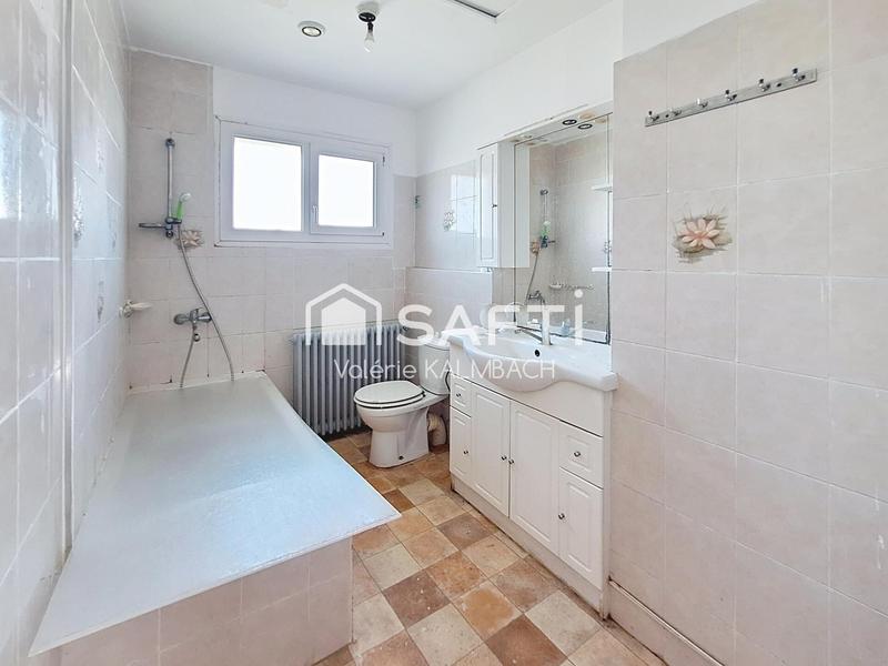 Maison - 159 m² - 8 pièces