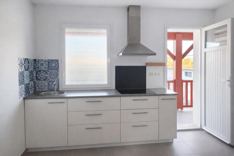 Appartement - 90 m² - 3 pièces