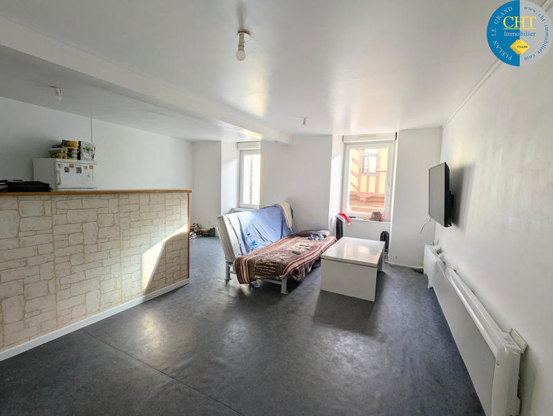 Appartement - 142 m² - 9 pièces