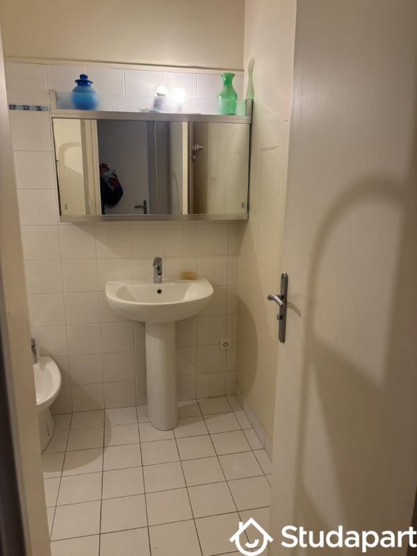 Chambre - 24 m² - 1 pièce