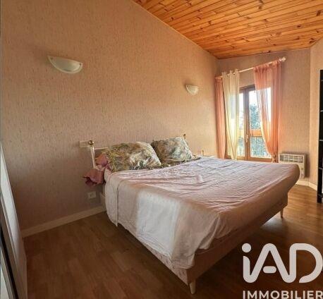 Maison - 166 m² - 6 pièces