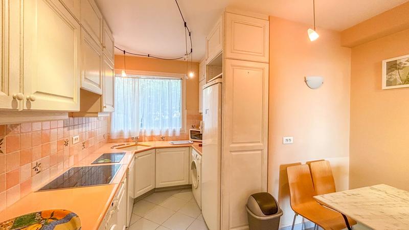 Appartement - 141 m² - 5 pièces