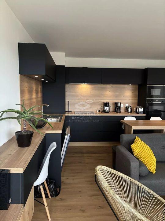 Appartement - 103 m² - 5 pièces