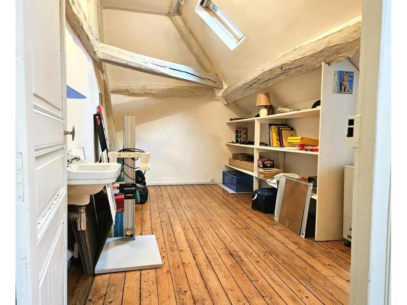 Propriété - 383 m² - 12 pièces